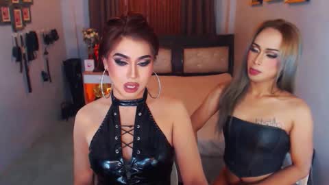 Snapshot of dominuscockwhore chatting on September 24, 3:54 am blair online show from September 24, 3:54 am