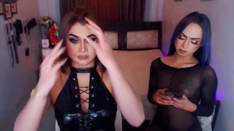 Snapshot of dominuscockwhore chatting on October 4, 4:43 am blair online show from October 4, 4:43 am