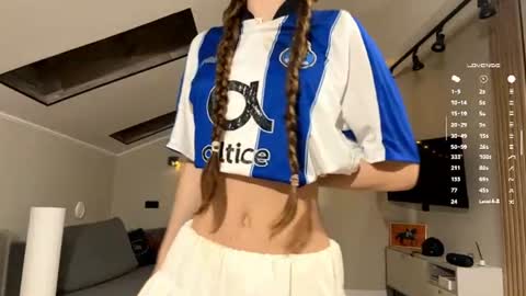 Kira online show from June 12, 7:46 pm
