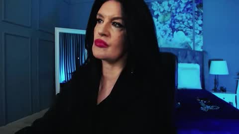 Dom Melisa online show from December 3, 9:57 pm