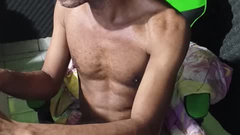 Snapshot of dondiego5511 chatting on May 8, 2:28 am dondiego5511 online show from May 8, 2:28 am
