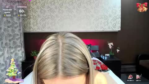 Snapshot of donnaaa_evans chatting on January 7, 2:53 am Donna On GMT2 Mon-Fri 3-9 AM online show from January 7, 2:53 am