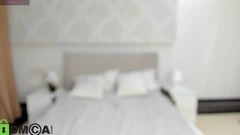 Snapshot of donnaaa_evans chatting on November 13, 12:09 am Donna On GMT2 Mon-Fri 3-9 AM online show from November 13, 12:09 am