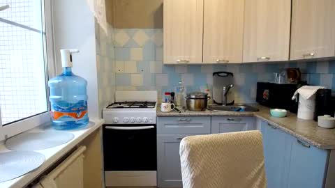 Snapshot of donnalimadonna chatting on January 17, 9:06 am Tatiana 43 curvy sexy body and Joanna redhead 39 years online show from January 17, 9:06 am