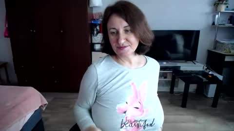 Tatiana 43 curvy sexy body and Joanna redhead 39 years online show from April 4, 11:29 am