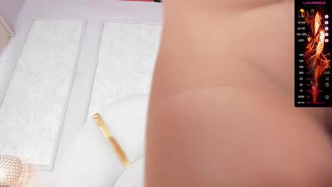 Paula DiazGMT-5 0730 - 1400 online show from October 13, 12:38 pm