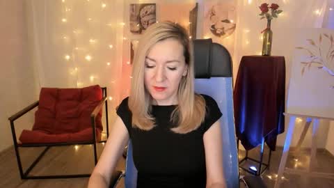 Donna online show from February 10, 6:45 pm