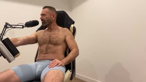 Snapshot of donnybasilisk chatting on March 2, 5:31 pm Donny online show from March 2, 5:31 pm