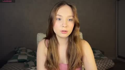 Stacy online show from December 1, 6:08 pm