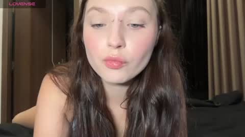 Snapshot of dontoch chatting on June 15, 7:27 pm Stacy online show from June 15, 7:27 pm