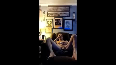 Snapshot of doobie1717 chatting on February 26, 4:33 am doobie1717 online show from February 26, 4:33 am