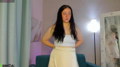 Dora EXOMI online show from October 25, 1:13 am