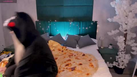 dora online show from March 12, 1:23 am