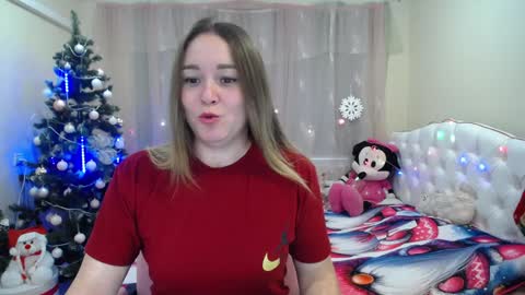 Snapshot of dorasuun chatting on December 15, 7:46 am dorasuun online show from December 15, 7:46 am