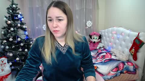 Snapshot of dorasuun chatting on January 7, 8:03 am dorasuun online show from January 7, 8:03 am