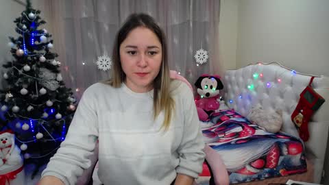 Snapshot of dorasuun chatting on January 19, 12:17 am dorasuun online show from January 19, 12:17 am