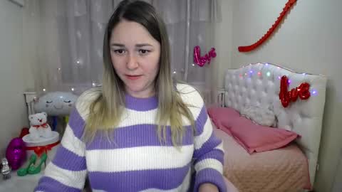 Snapshot of dorasuun chatting on February 19, 3:05 pm dorasuun online show from February 19, 3:05 pm