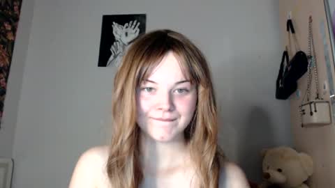 Snapshot of doratixx0 chatting on May 31, 12:41 am dorati online show from May 31, 12:41 am