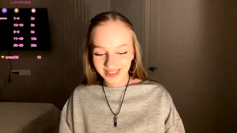 Anika online show from April 29, 6:47 pm