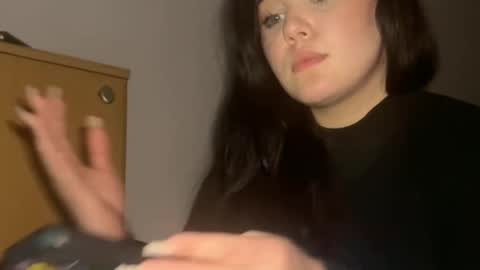 Snapshot of dorian1211 chatting on November 4, 10:20 pm Doriana online show from November 4, 10:20 pm