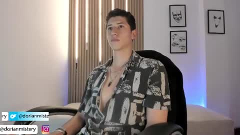 Snapshot of dorian_mystery chatting on June 9, 11:05 pm dorian_mystery online show from June 9, 11:05 pm