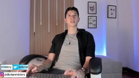 dorian_mystery online show from July 1, 8:19 pm