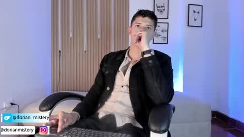 dorian_mystery online show from July 16, 11:00 pm
