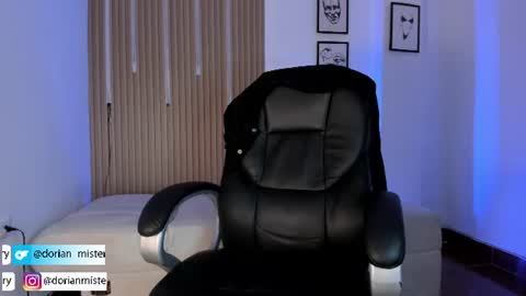dorian_mystery online show from July 18, 10:57 pm