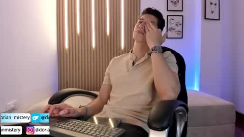 dorian_mystery online show from August 1, 10:08 pm
