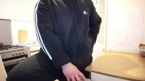 Snapshot of doriancretu95 chatting on January 11, 11:23 am menu below online show from January 11, 11:23 am