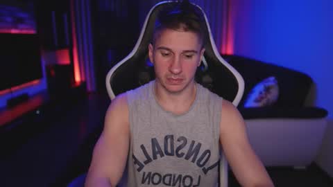 Dorian Reyes online show from November 27, 12:46 am