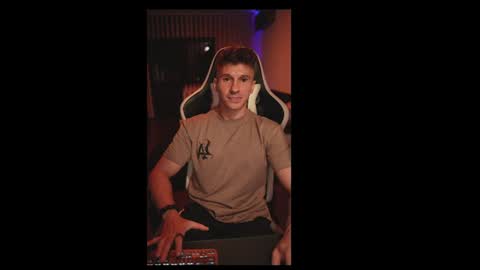 Snapshot of dorianreyes chatting on July 26, 12:52 am Dorian Reyes online show from July 26, 12:52 am