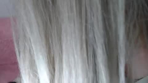 Snapshot of dorisbest chatting on March 6, 4:08 am DorisBest online show from March 6, 4:08 am