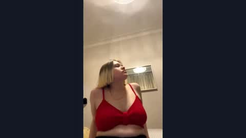 Snapshot of dorotheadiluca chatting on June 3, 6:57 pm Christie online show from June 3, 6:57 pm