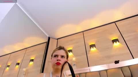 Snapshot of dorothy_vegga chatting on December 3, 4:09 am DOROTHY online show from December 3, 4:09 am