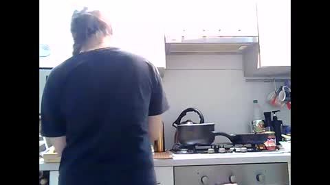 Snapshot of dorrie_ann chatting on December 31, 8:34 pm Dorrie Ann online show from December 31, 8:34 pm