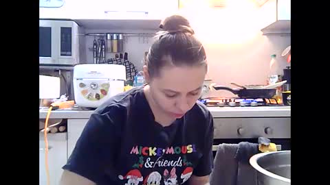 Snapshot of dorrie_ann chatting on January 8, 7:03 pm Dorrie Ann online show from January 8, 7:03 pm