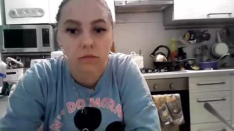 Snapshot of dorrie_ann chatting on February 6, 6:24 pm Dorrie Ann online show from February 6, 6:24 pm