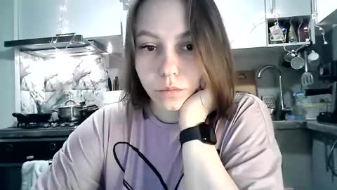 Snapshot of dorrie_ann chatting on December 20, 5:31 pm Dorrie Ann online show from December 20, 5:31 pm