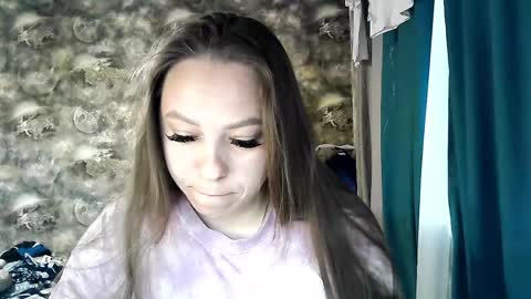 Snapshot of dorrie_ann chatting on June 3, 4:15 am Dorrie Ann online show from June 3, 4:15 am