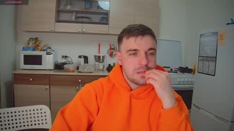 Snapshot of dosilasa chatting on February 17, 6:37 pm Sasha online show from February 17, 6:37 pm