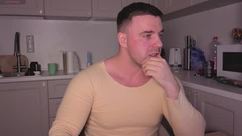 Snapshot of dosilasa chatting on January 6, 6:22 pm Sasha online show from January 6, 6:22 pm