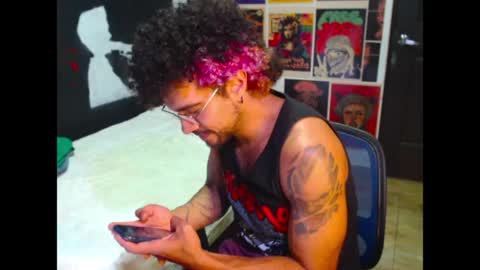 Snapshot of dostoyrodia_34 chatting on May 14, 2:18 am will online show from May 14, 2:18 am