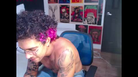 Snapshot of dostoyrodia_34 chatting on July 2, 10:05 pm will online show from July 2, 10:05 pm