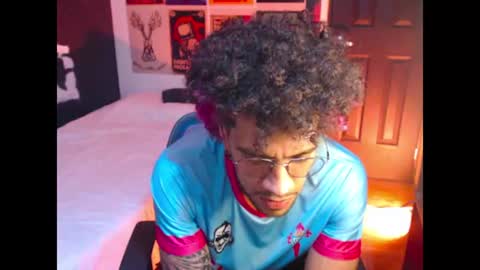 Snapshot of dostoyrodia_34 chatting on July 15, 11:21 pm will online show from July 15, 11:21 pm