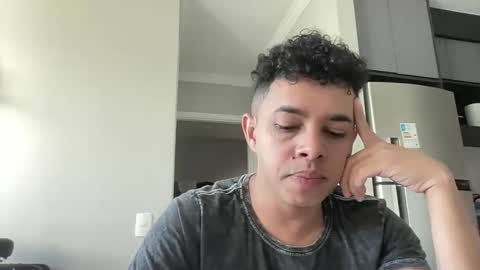 dotadinha online show from May 4, 6:48 pm