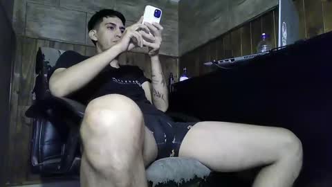 Snapshot of dotadopatagonia chatting on November 4, 2:05 pm dotado11 online show from November 4, 2:05 pm