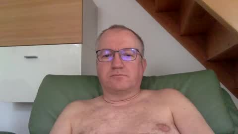 Snapshot of dotspot446 chatting on February 22, 10:51 am Dotspot online show from February 22, 10:51 am