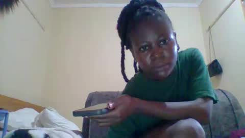 Snapshot of dottletopsy chatting on November 8, 10:04 am dottletopsy online show from November 8, 10:04 am