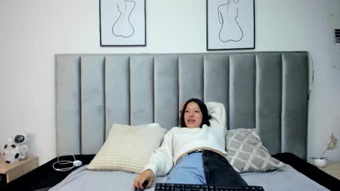 Vall  Lufan  online show from February 14, 12:24 pm